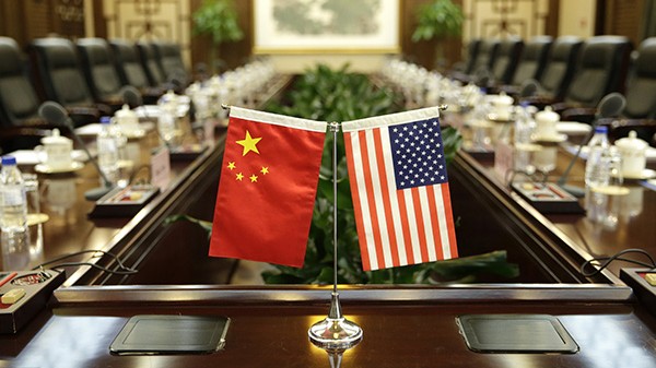 股票配资公司排行 中国驻美国使馆发言人就中美经贸高层会谈答记者问